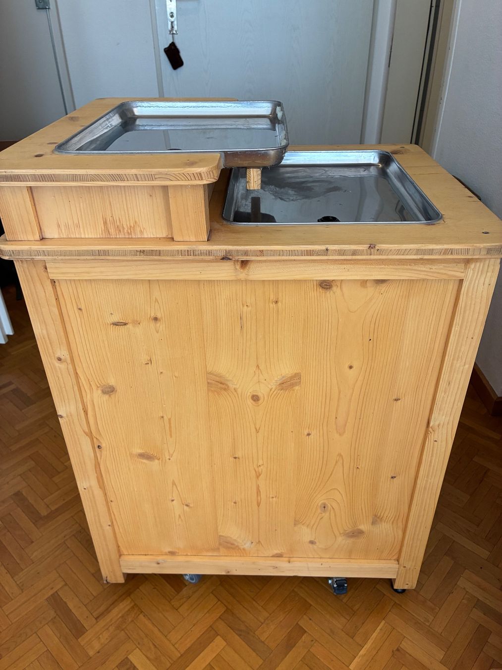 Casette per uccelli: Beheiztes Vogelbad/Heated birdbath – Usato da Zürich venduto da eri_gcz8 1