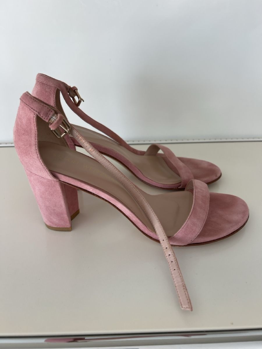 Scarpe da donna: Stuart Weitzman Pink Suede Block Heel Sandals, Size 40 – Usato da Oberägeri venduto da rus_7vhx 1