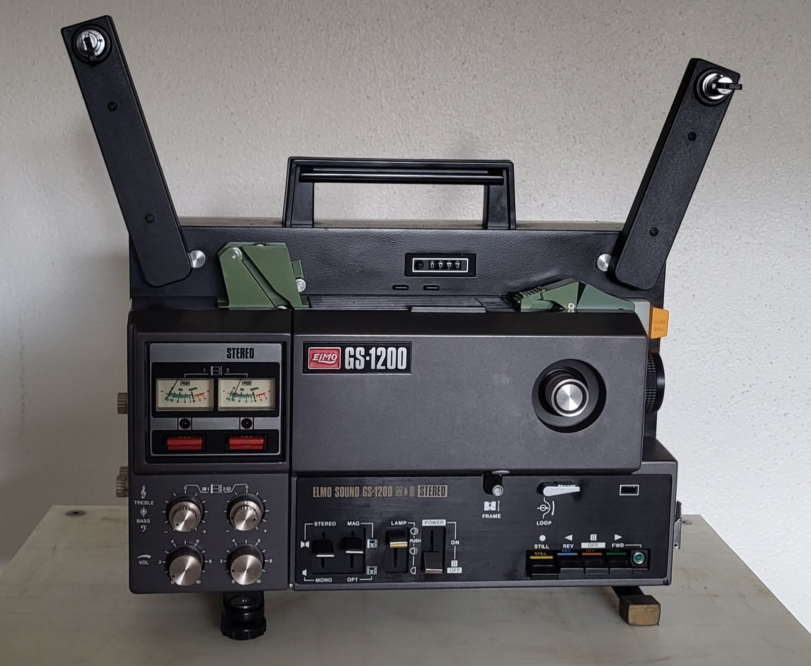 Elmo Proiettori: Projecteur ELMO GS-1200 – Usato da Villars-sur-Glâne venduto da rifzari 1