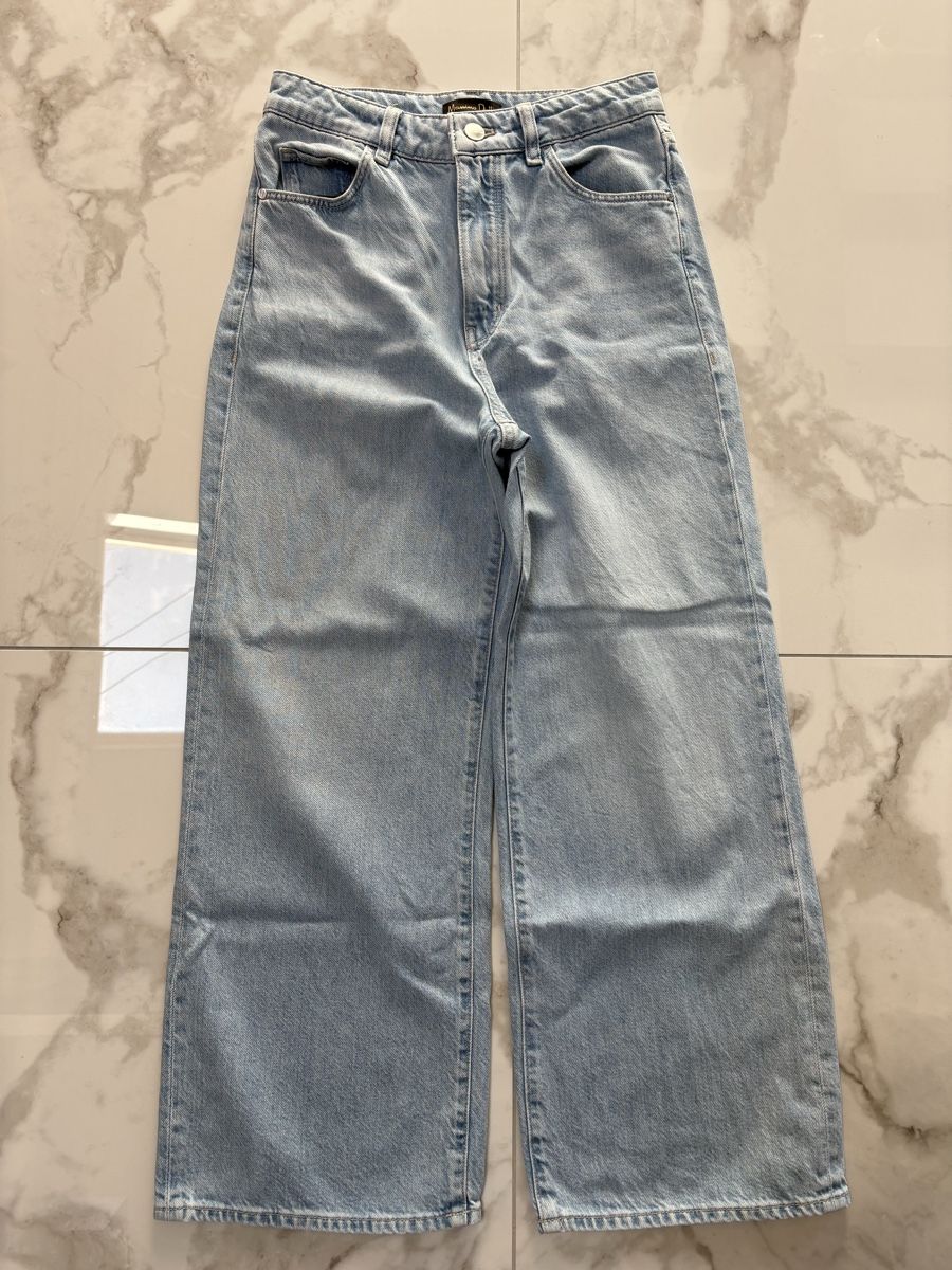 Massimo Dutti Jeans: 7/8 Damenjeans von Massimo Dutti Gr. 34 – Usato da Estavayer-le-Lac venduto da Mimmy02