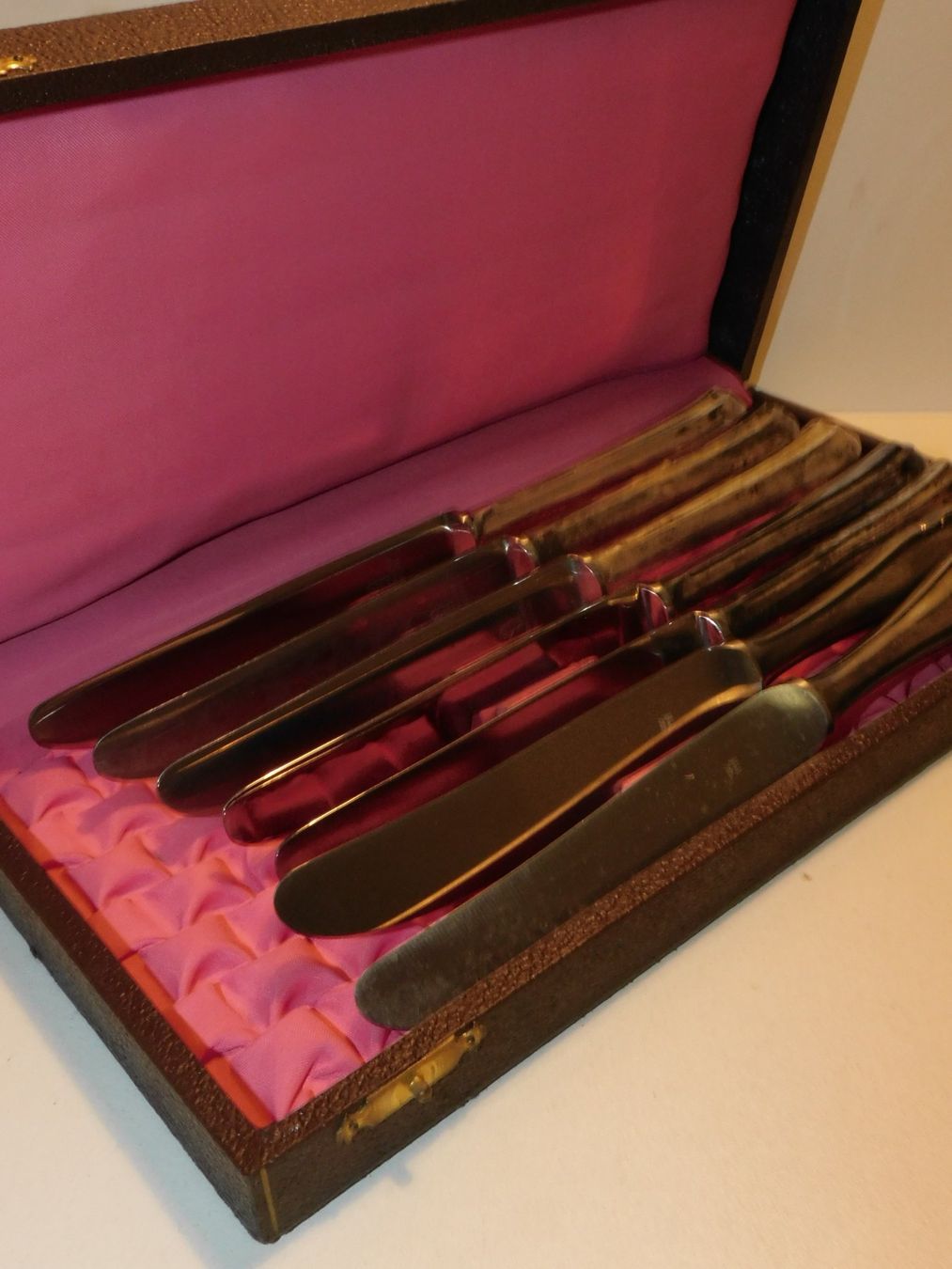 WMF Couverts: Besteck versilbert Messer antike 6 Messer mit Case – D'occasion à Sursee par 76