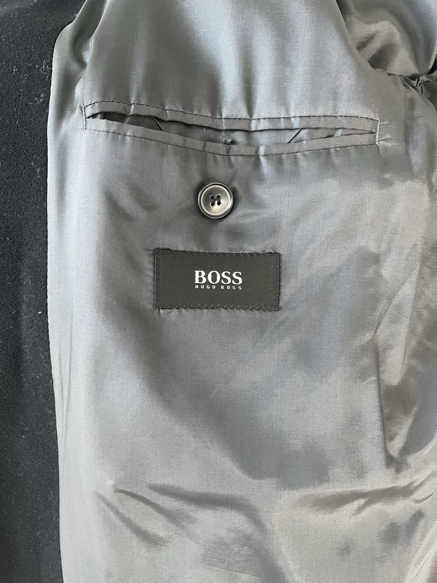 Hugo Boss Manteaux: Hugo Boss Wintermantel – D'occasion à Lyss par Poembu 2