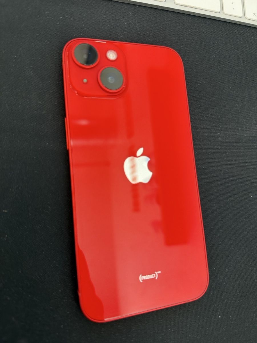 Apple Portables: iPhone 13 red  – D'occasion à Lamone par Varna82 1