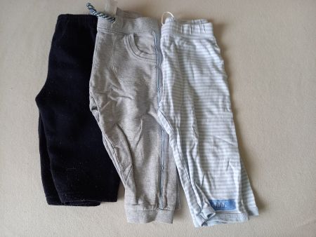 3 Trainerhosen Set ca. Gr. 80