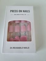 PRESS ON NAILS 24 STÜCK