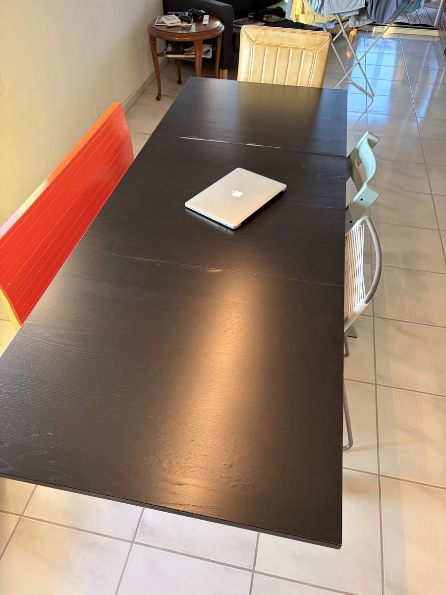 Ikea Tavoli: IKEA Ausziehtisch schwarz Holzfurnier – Usato da Oberwil Lieli venduto da Knokkelmann