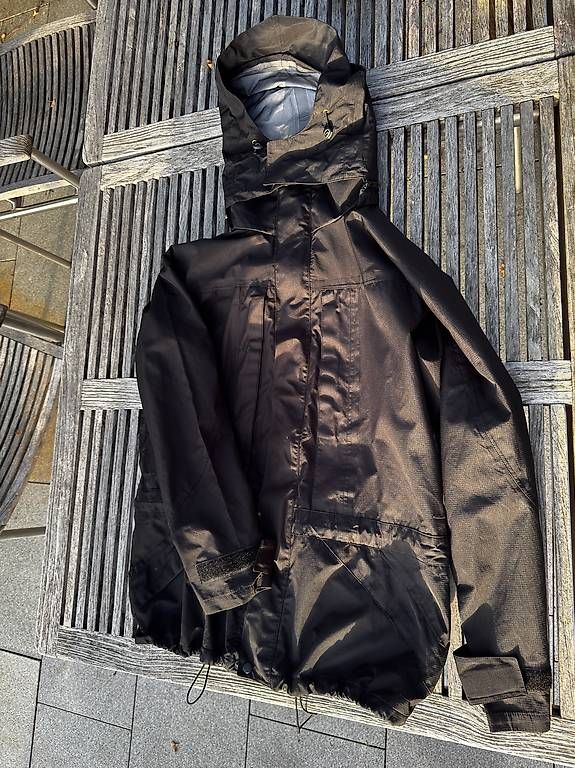 Giacche: Regenjacke – Usato da Ellikon am Rhein venduto da ya99