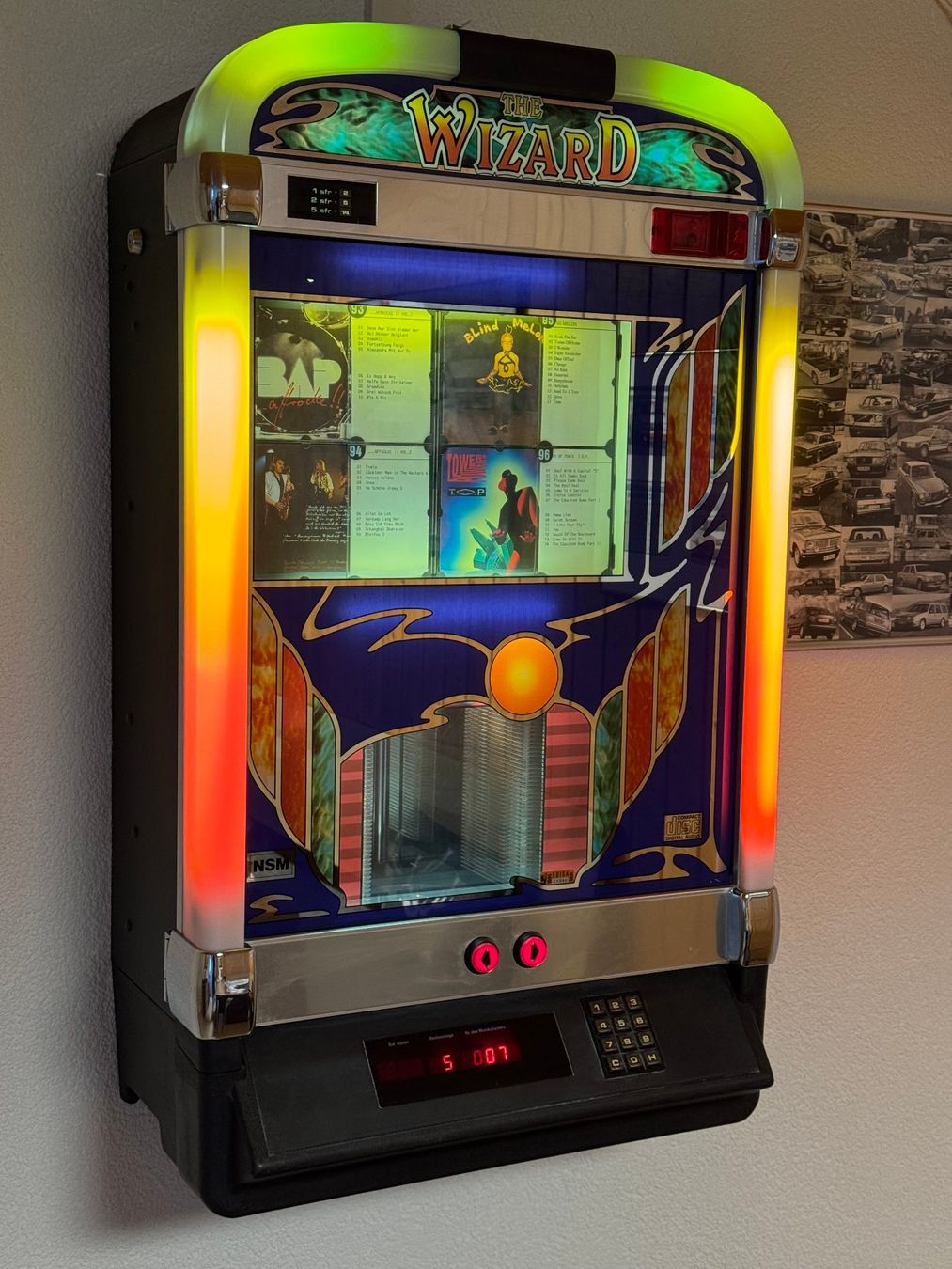 Jukebox: Jukbox The Wizard CD-Musik Wall-Box – Usato da Amsoldingen venduto da 242GT