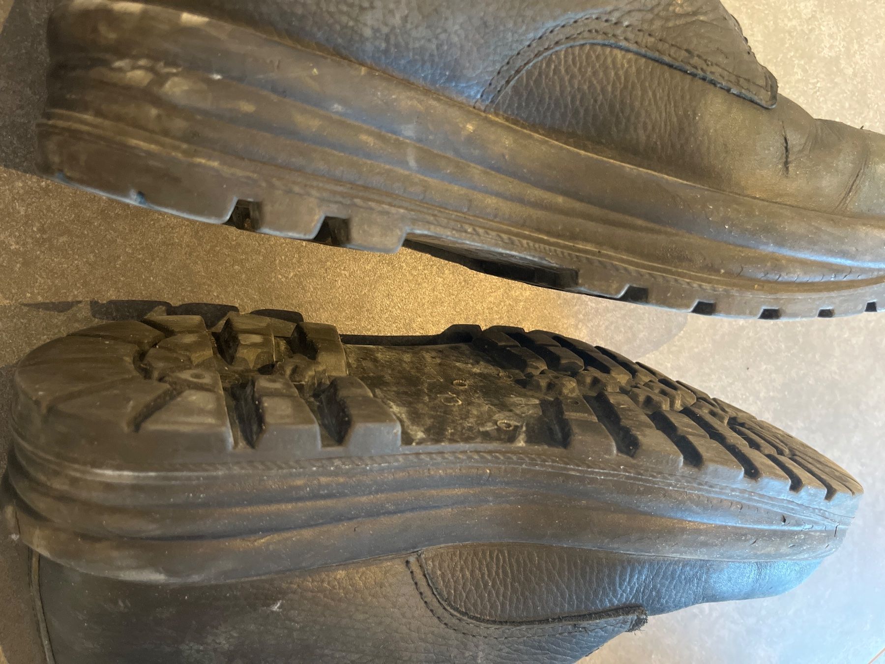 Minerva Scarpe da uomo: Kampfstiefel / KS - Grösse 43 (290/5) – Usato da Mühlethurnen venduto da PaescuM26 3