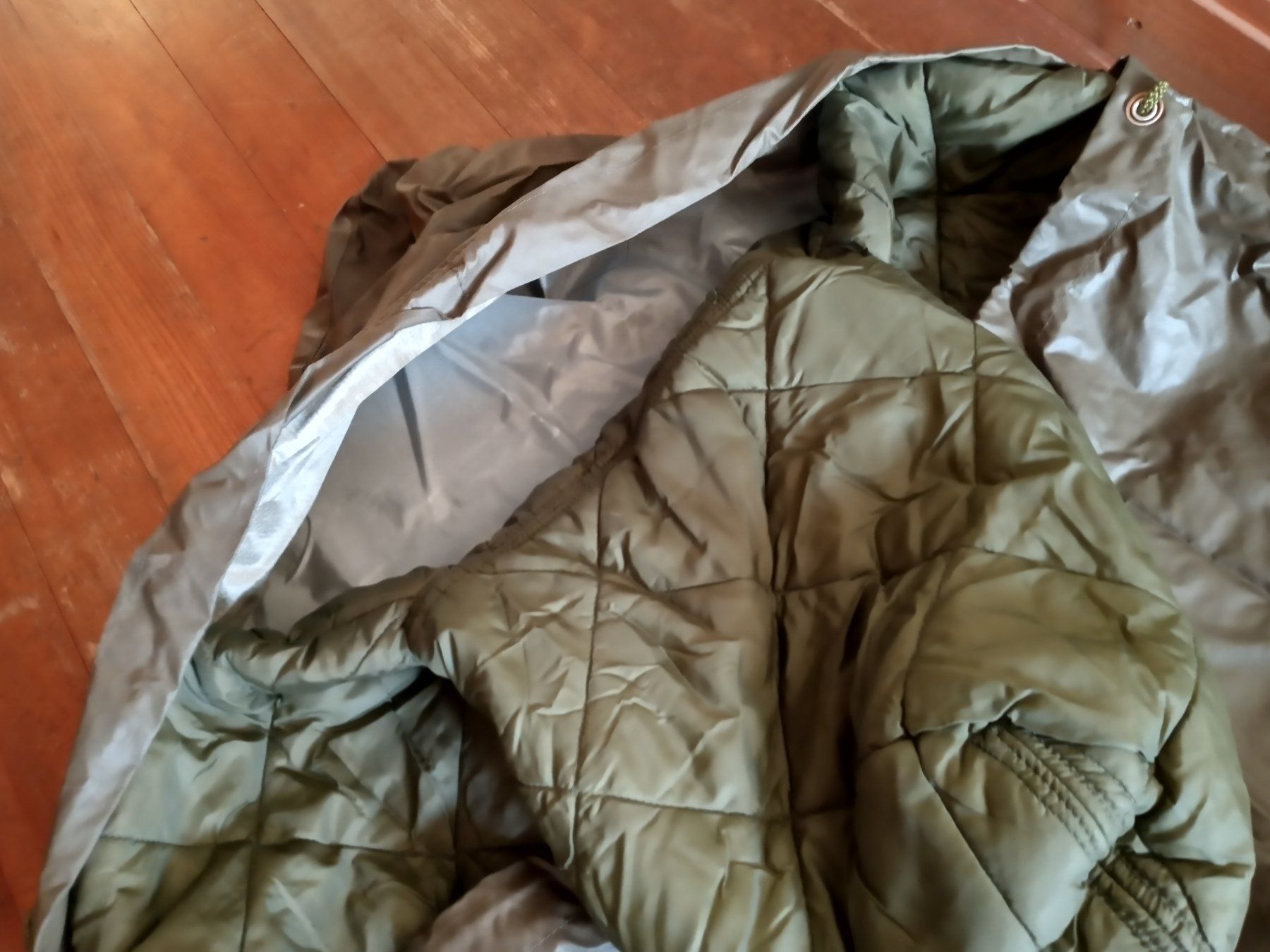 Sacchi a pelo: Armeeschlafsack, Militär Schlafsack – Usato da Prez-vers-Siviriez venduto da Monija70 4