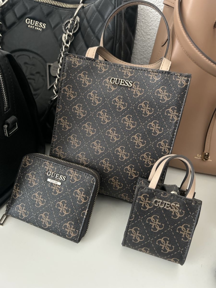 Guess Taschen: Guess Tasche – Gebraucht aus Höri von dia_xy7l