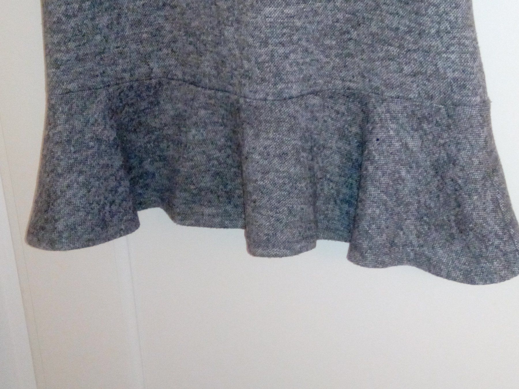 Vestiti: Elegantes,  graues Wollkleid – Usato da Zürich venduto da Mitzi6 2