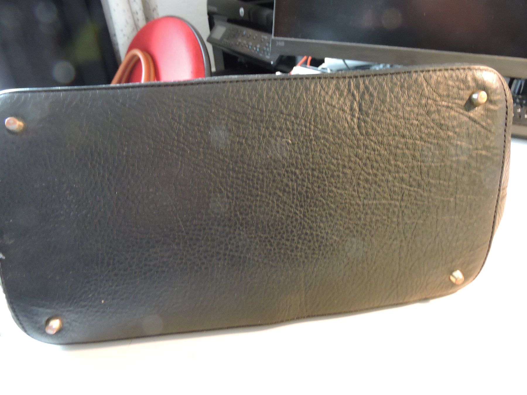 DKNY Borse da donna: DKNY Handtasche Leder Schwarz – Usato da Hauptwil venduto da Borusse01 8