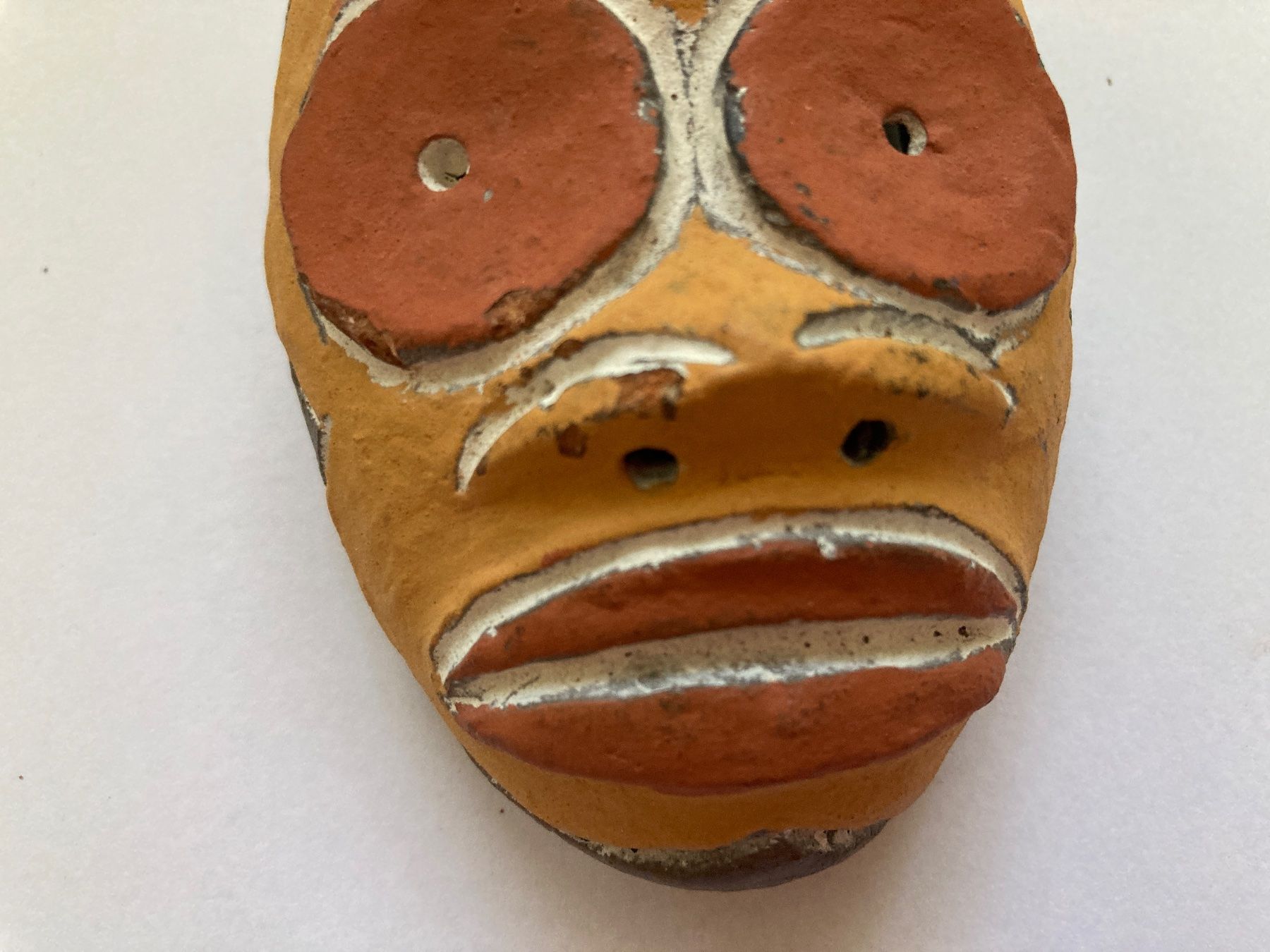 Arte internazionale: Kleine Maske aus Afrika – Usato da Winterthur venduto da greenspell 4