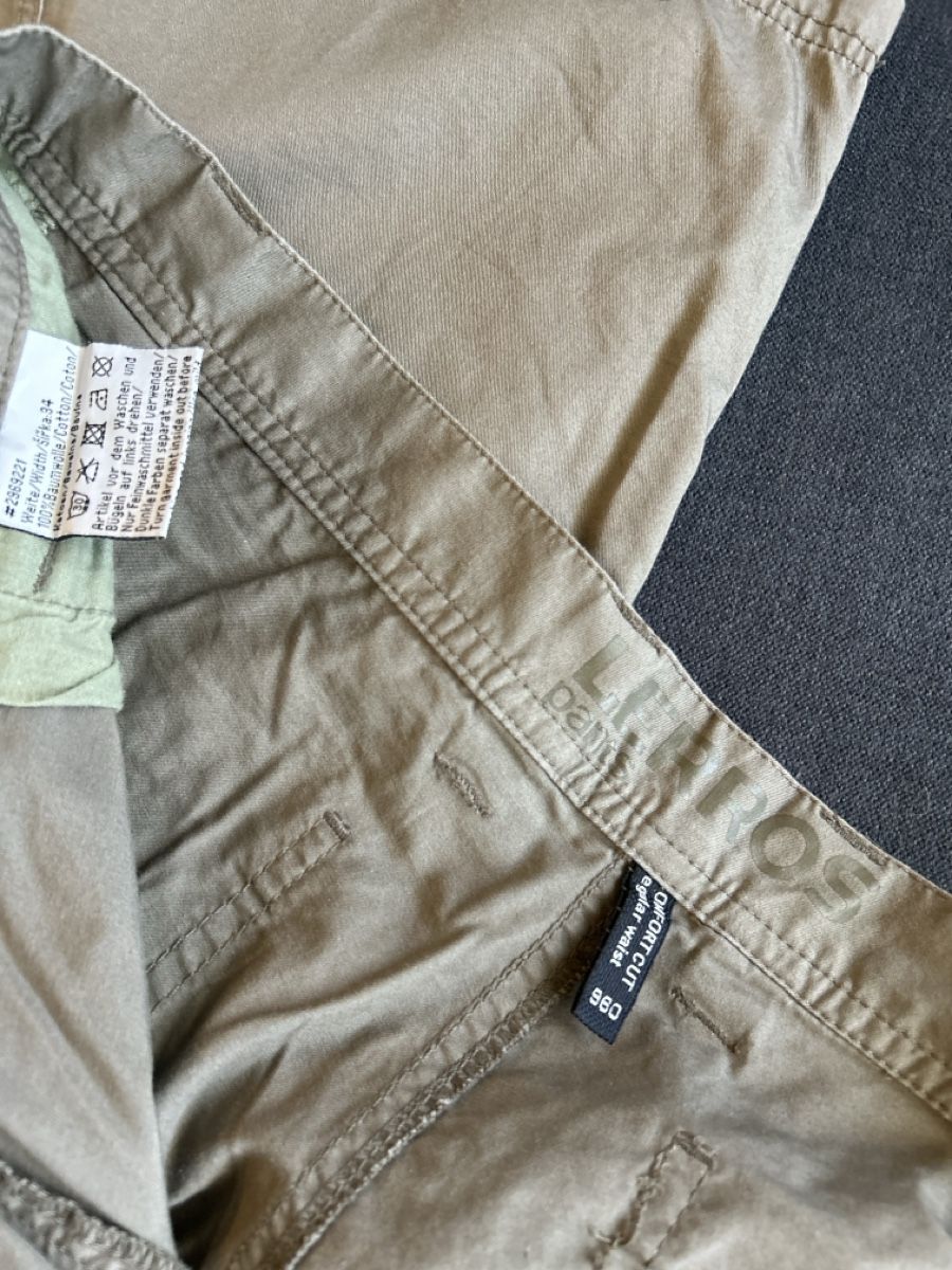 Pantaloni: Herrenshorts  – Usato da Dagmersellen venduto da Lei1970 2