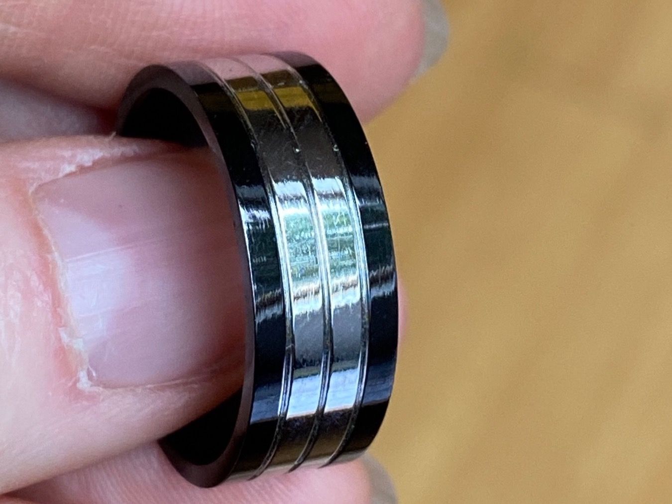 Anelli: Edelstahl Fingerring Herren oder Damen Gr. 63 NEU – Nuovo e nell'imballaggio originale da Basel venduto da Chili007 2