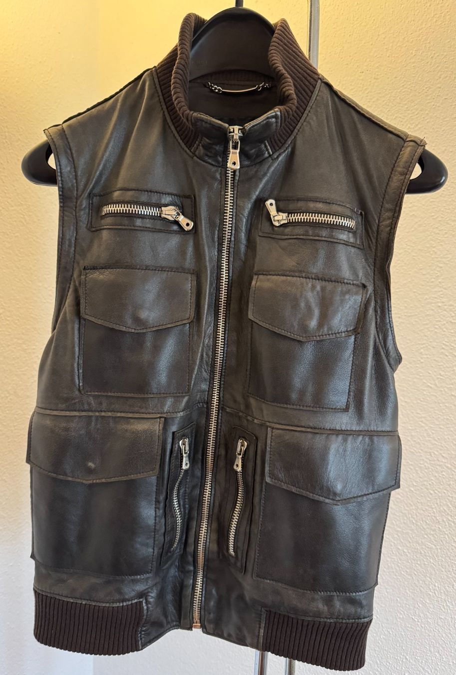 Dolce & Gabbana Jacken: Dolce & Gabbana Mainline - Archive Leather Jacket / Gillet – Gebraucht aus Canobbio von kk_dee 2