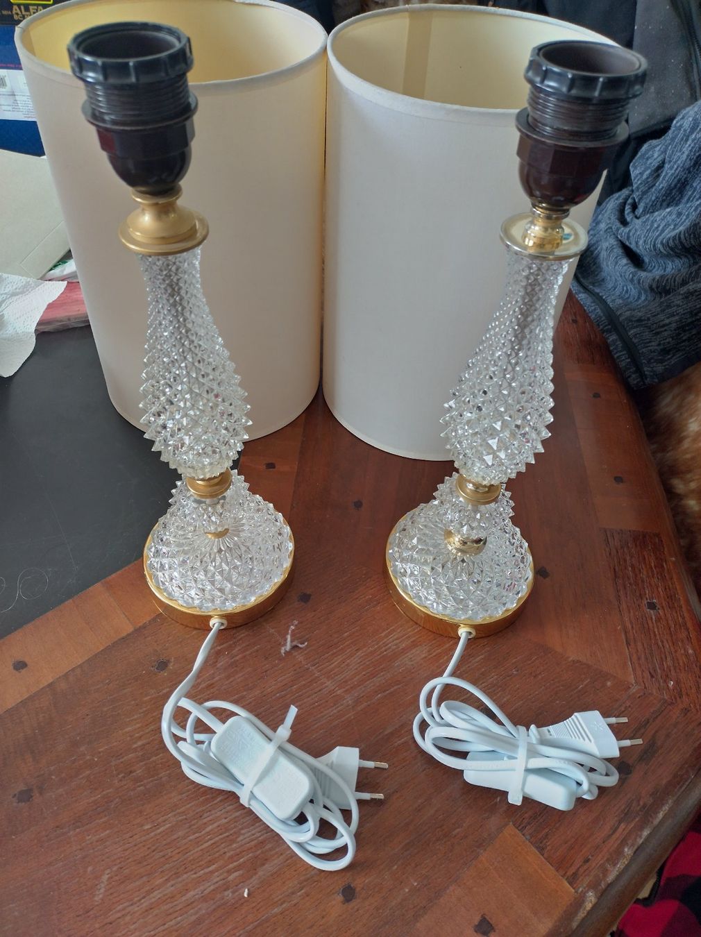 Lampade: Nachttischlampen – Usato da Altbüron venduto da bestatter12 1