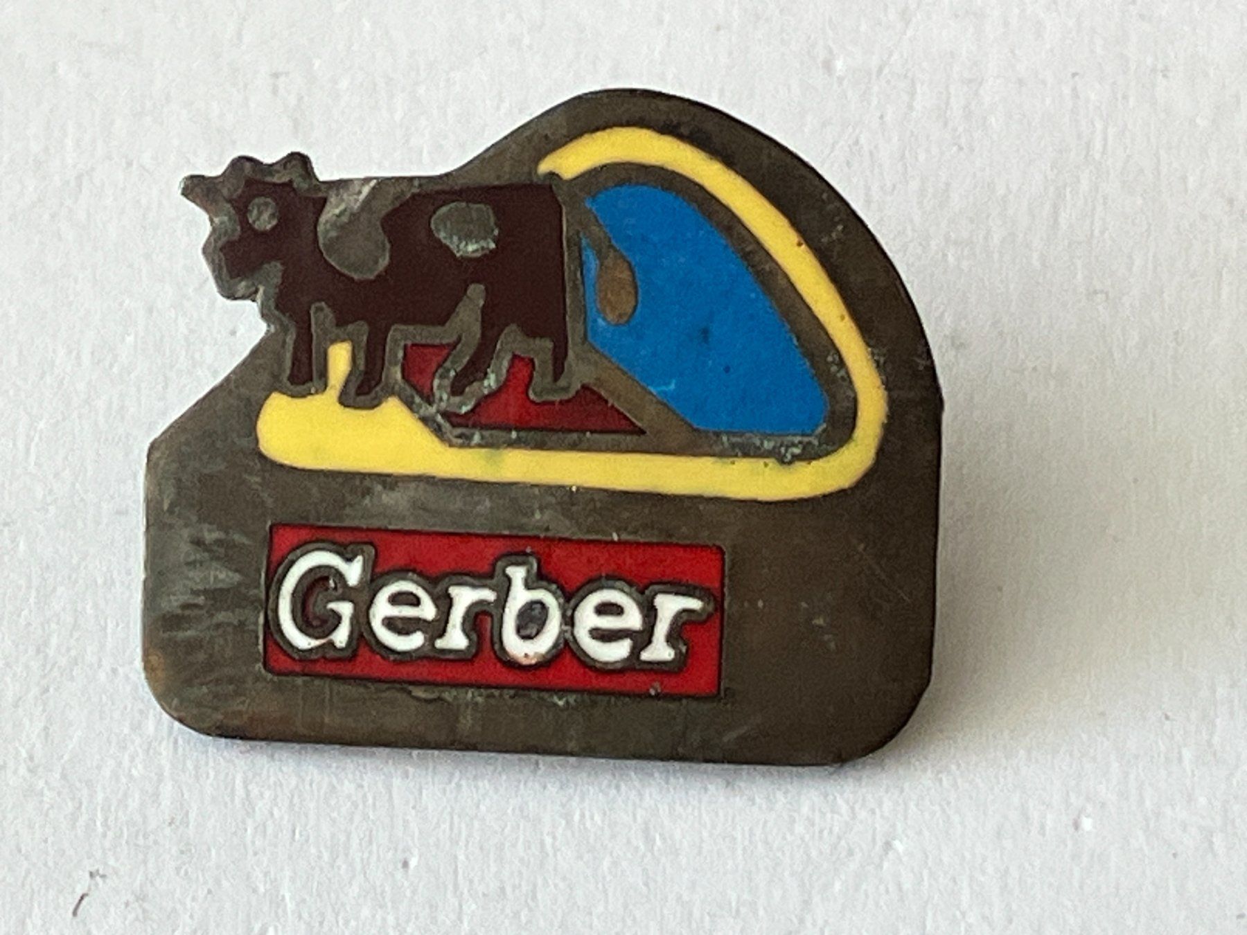 Placchette & Badge: 1 Pin Gerber Käse – Usato da Basel venduto da djwwpp