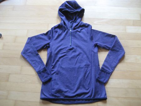 Trainingsshirt mit Kapuze