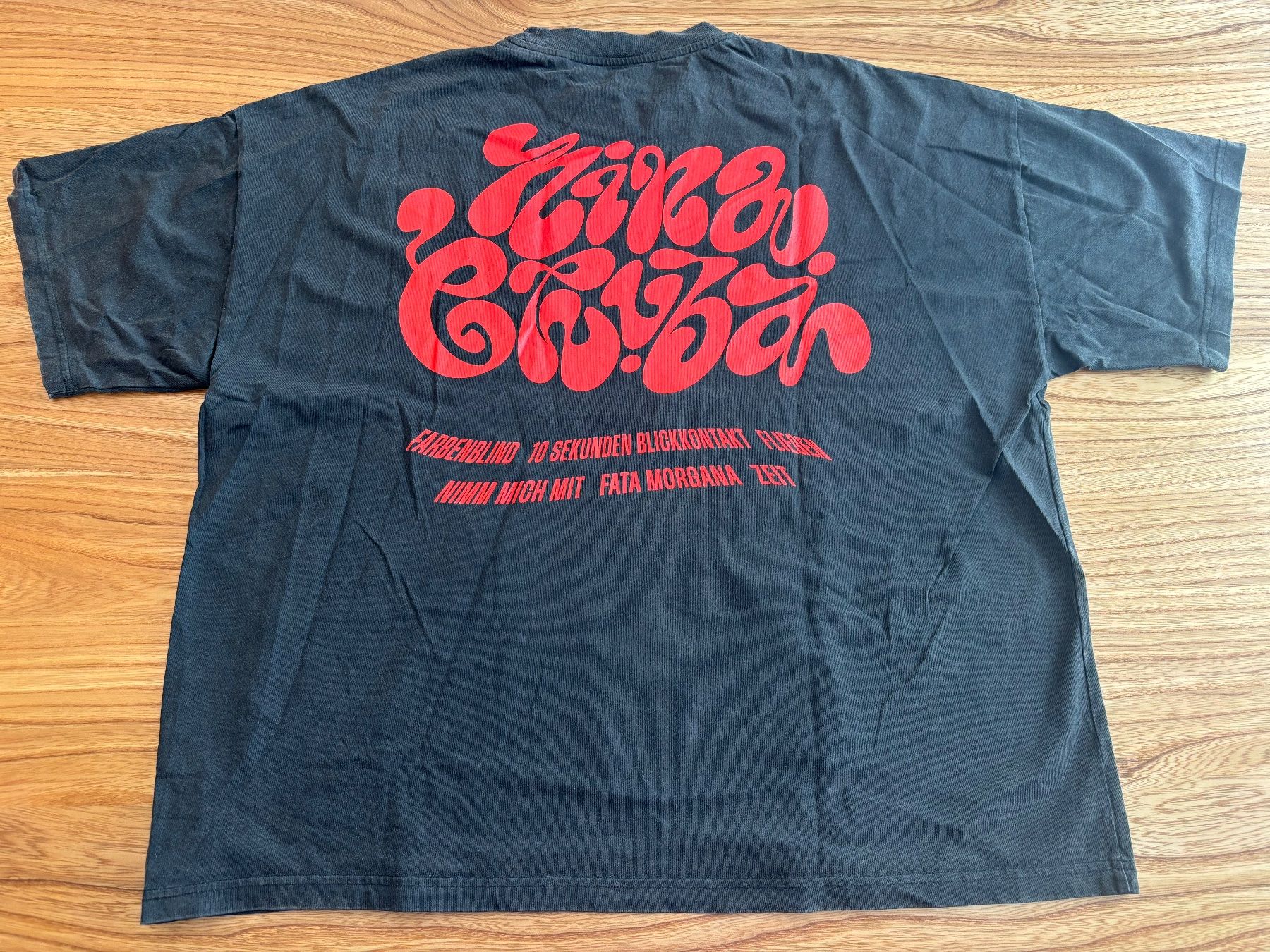 T-Shirts: Nina Chuba Farbenblind – Gebraucht aus Uzwil von MrNobody 1