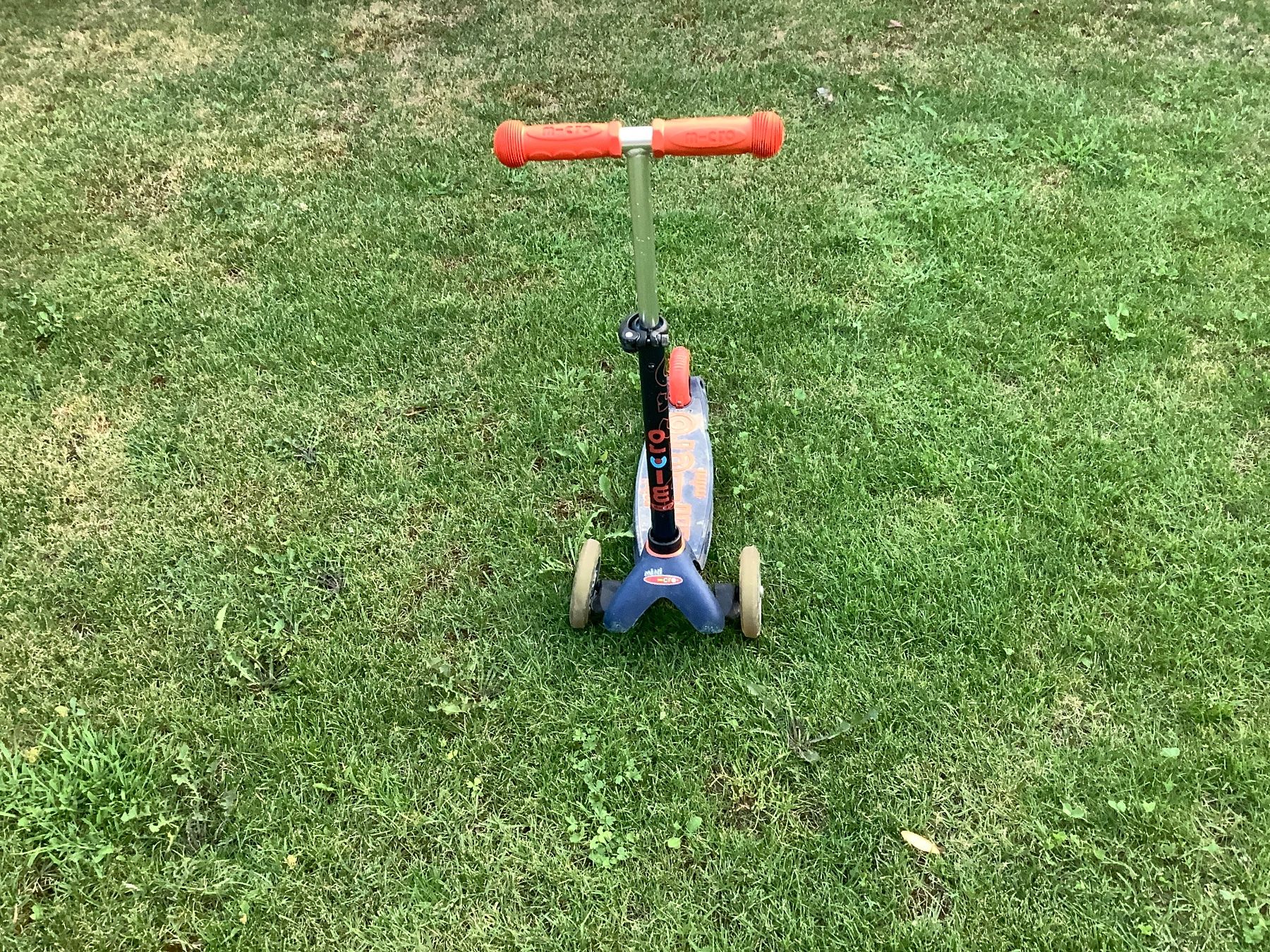 Micro Fahrzeuge für Kinder: Kinderroller Micro 3-Rad blau orange gebraucht – Gebraucht aus Unterentfelden von Imim01