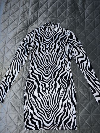 Kleid