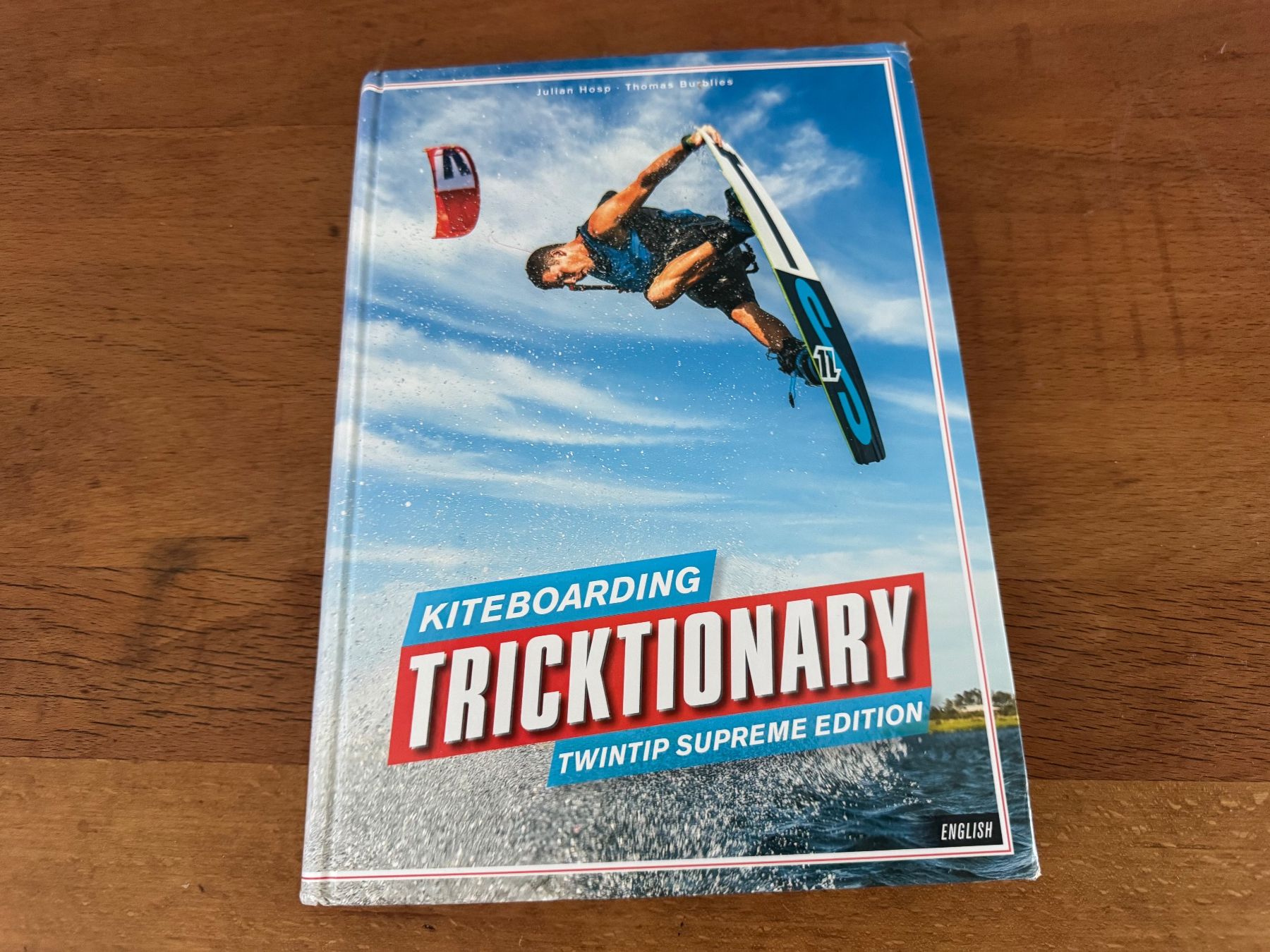 Aquilone: Kiteboarding Tricktionary Buch (Englisch) – Usato da Zürich venduto da vincent.clifford