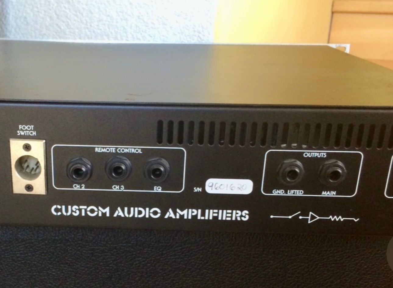 Amplificatori: Custom Audio Electronics CAE 3+ SE Tube Preamp Lukather RARE – Usato da Menznau venduto da baholino 4