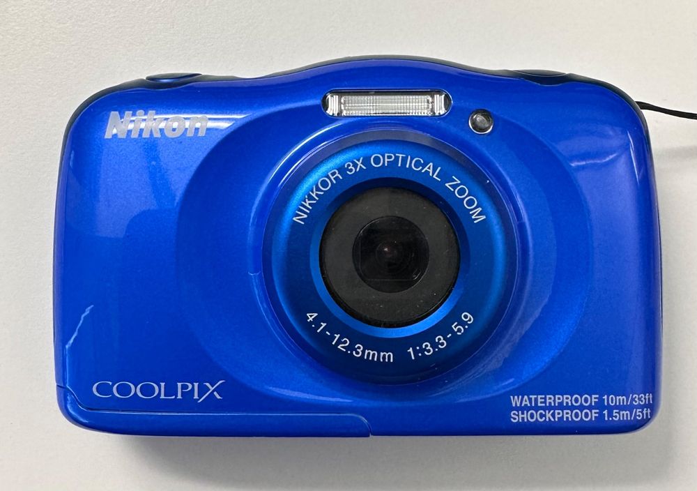 Nikon Coolpix S33, wasserdicht, 3x zoom, shockproof Kaufen auf Ricardo