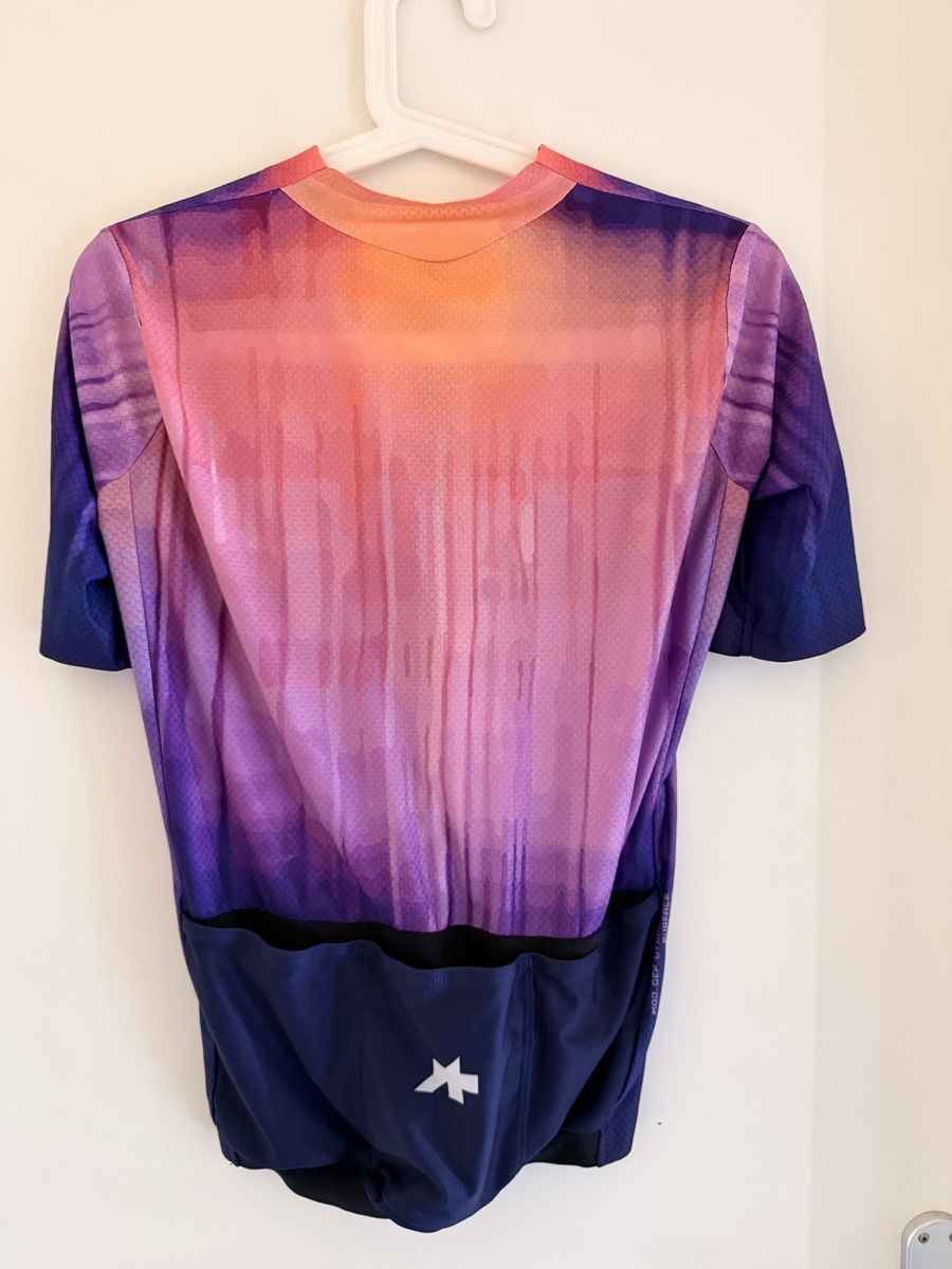 Assos Canottiere & Pantaloni: Assos - d'été multicolore - Taille M – Usato da Sugiez venduto da Mlle_Bakets 1
