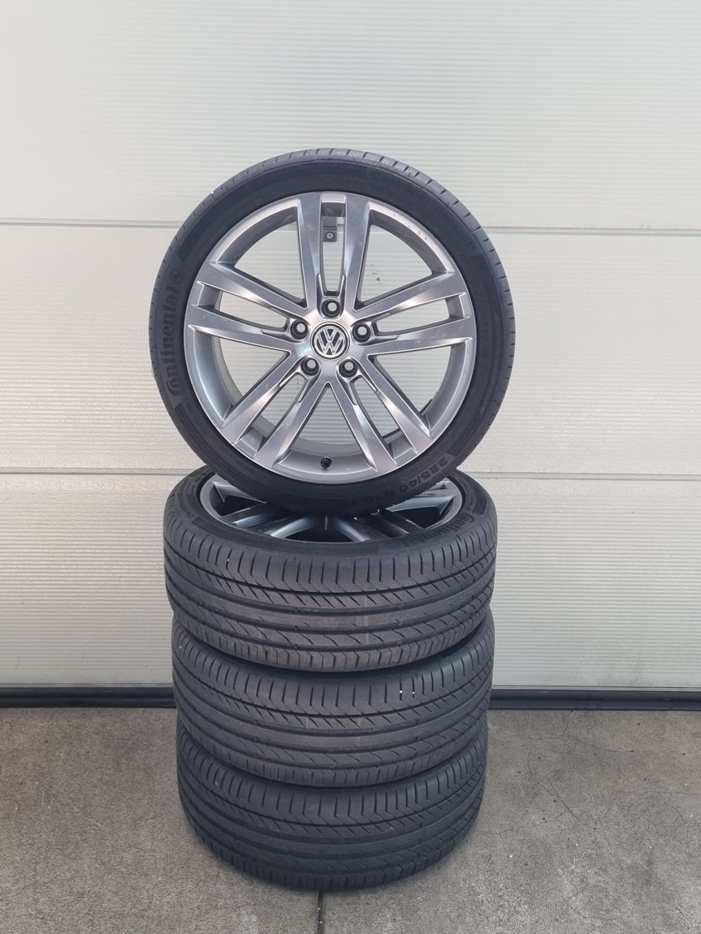 Volkswagen Pneumatici & Ruote complete: VW Golf 7 GTI Sommerräder – Usato da Kirchdorf AG venduto da Cartastic_AG