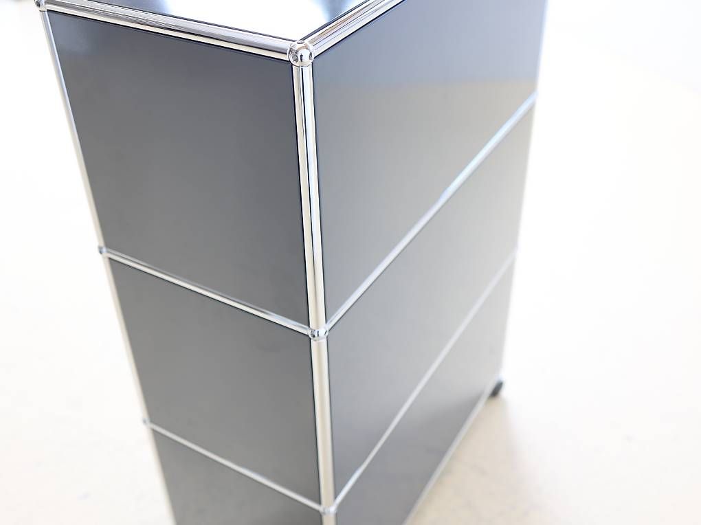 USM Scaffali: USM Haller Highboard in Anthrazitgrau 1x3 – Usato da Meinisberg venduto da atelier_TILIJA 5