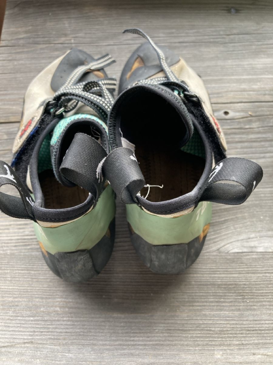 Chaussures garçon: Kletterinnen – D'occasion à Spiez par Mardo 1