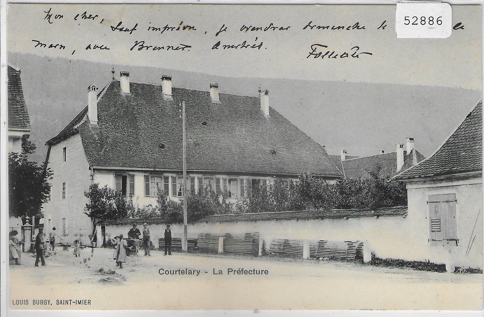 Cartoline postali: Courtelary - La Prefecture - animee – Usato da Ettingen venduto da Kartenplanet