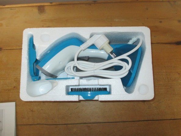 Cleanmaxx Bügeleisen: CLEANmaxx Dampfbürste – Neu (gemäss Beschreibung) aus Flims - Dorf von Stagediver 3