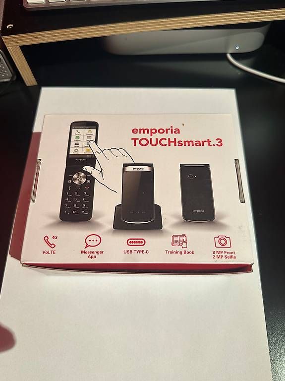 Telefoni cellulari / Smartphones: Emporia TOUCHsmart.3 – Usato da Hermance venduto da dbrechet 2