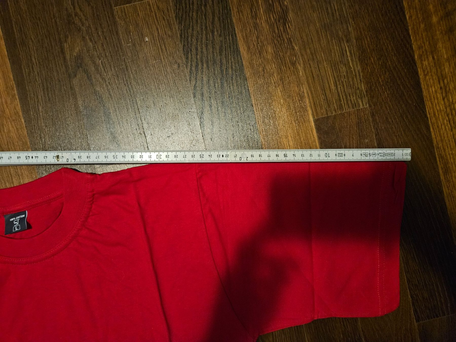 T-shirt: T-Shirts - Rot, Grösse L, 100% Baumwolle – Nuovo (secondo la descrizione) da Schwerzenbach venduto da Julbox 6