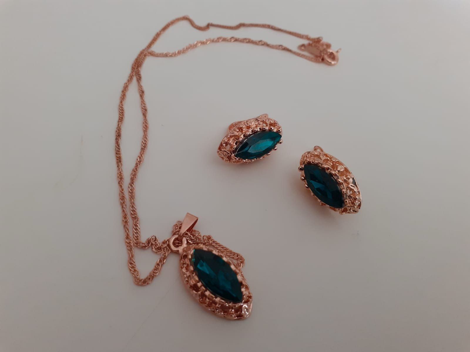 Altri gioielli: 2 teiliges Modeschmuck Set – Nuovo e nell'imballaggio originale da Stansstad venduto da kam_5wgj 2