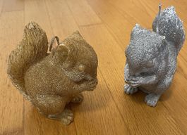 2 süsse Eichhörnchen Kerzen Deko Figuren Gold Silber