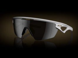 Oakley Sphaera