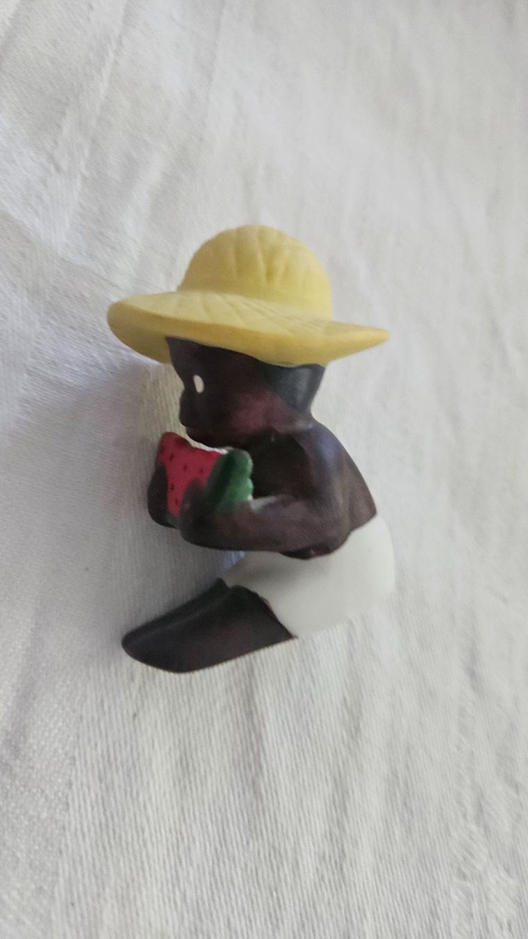 Statuette: Statuetta bambino che mangia anguria – Usato da Melano venduto da H-Sara 1