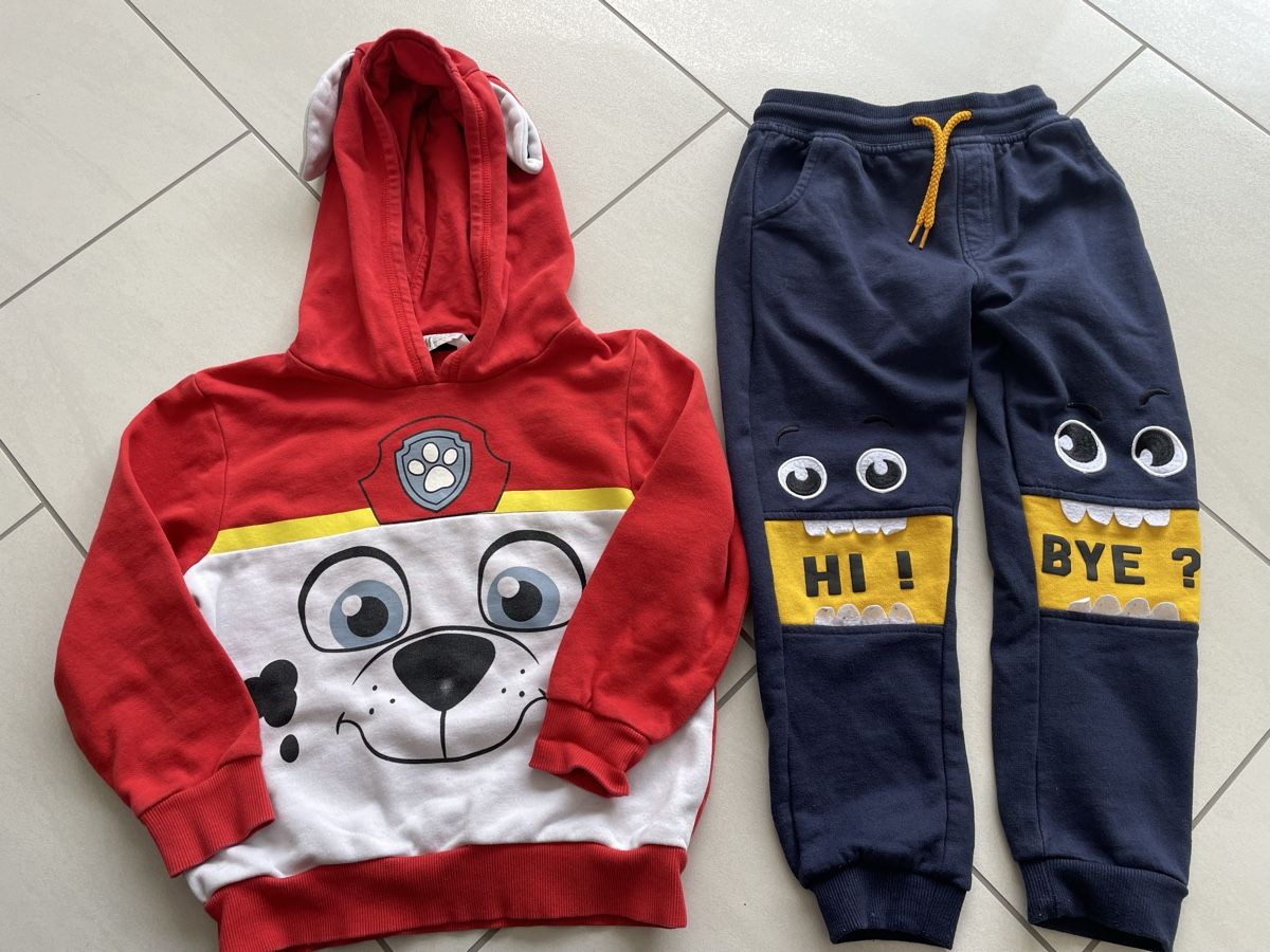 Lotti & Set di vestiti: Kleiderpaket 110/116 – Usato da Rüti ZH venduto da kar_xx9l