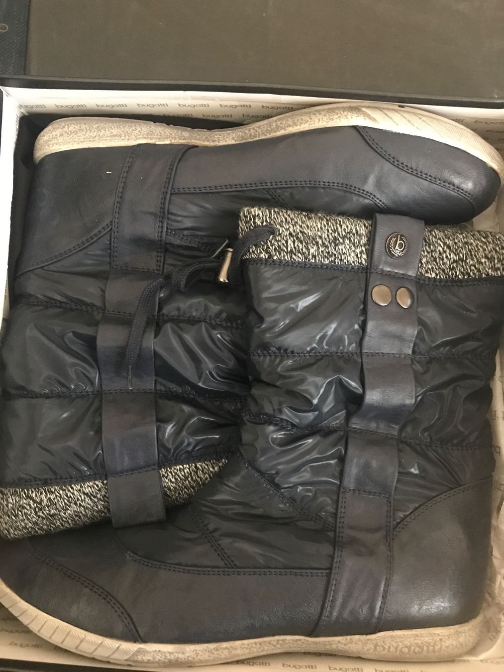 Bugatti Damenschuhe: Bugatti Stiefel – Neu und originalverpackt aus Zürich von 11Orchidee30 1