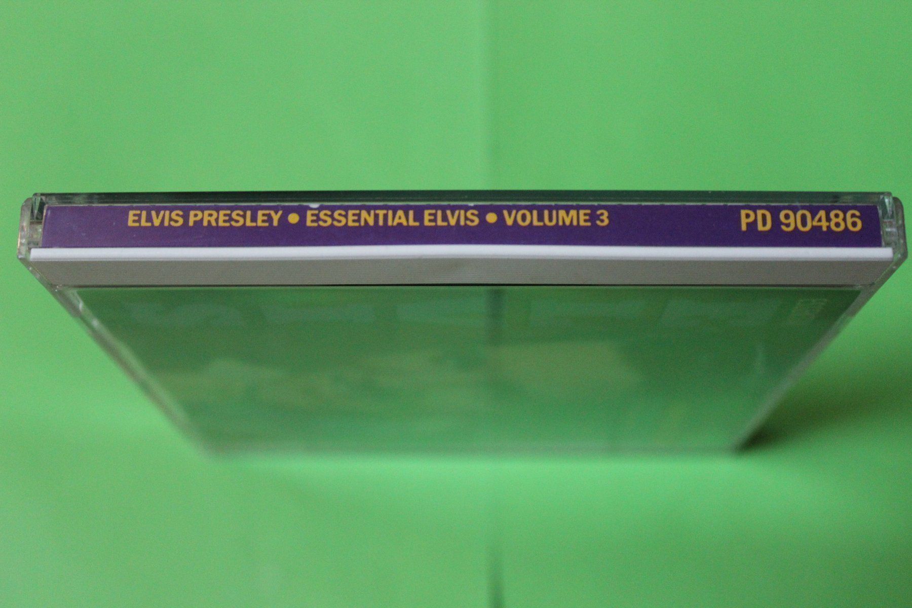 CD: ELVIS PRESLEY - ESSENTIAL ELVIS VOLUME 3 (CD) 1990 – Usato da Tübach venduto da JamesStone 5