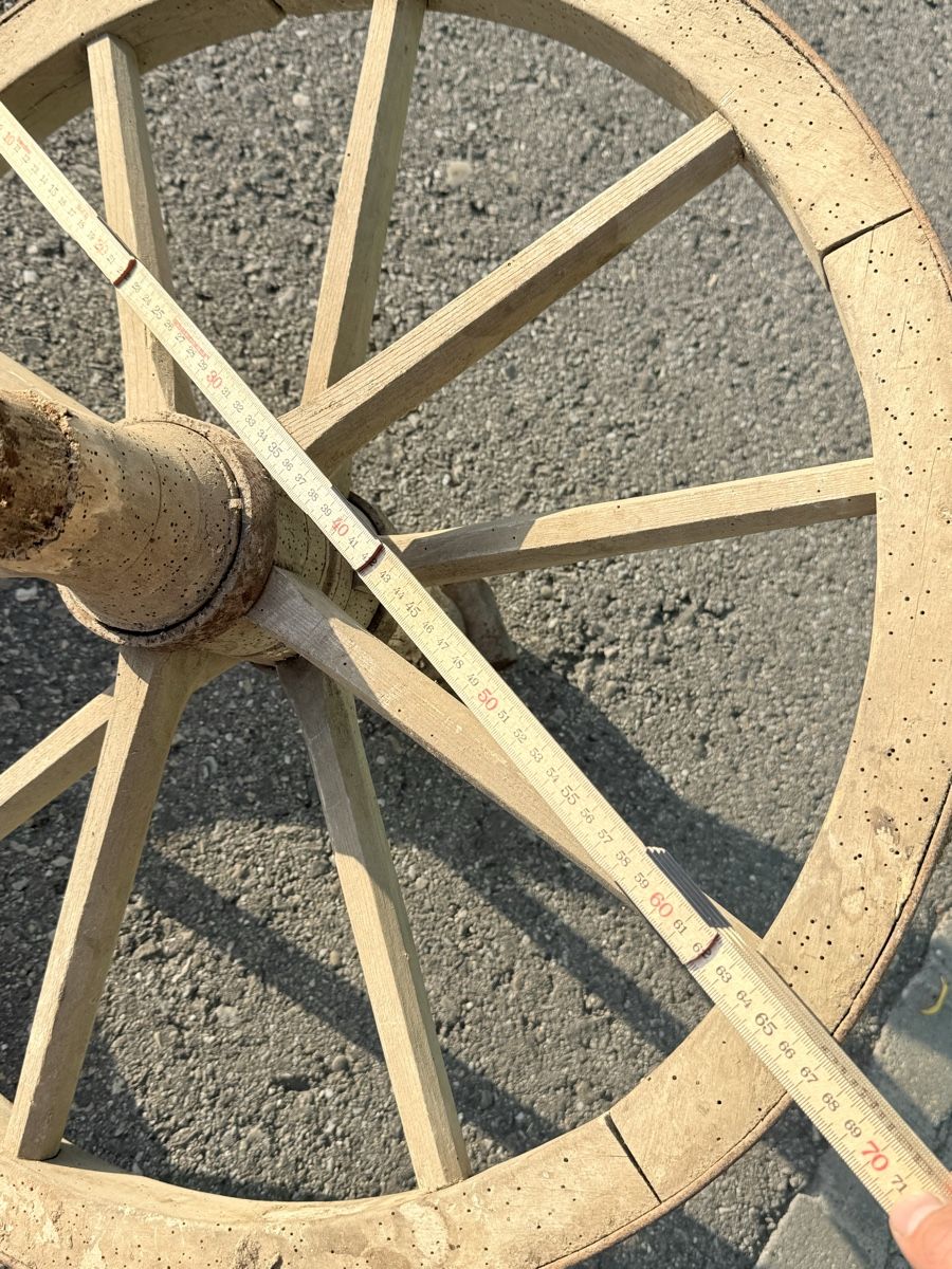 Toutes les décorations: Antikes Holzrad – D'occasion à Affoltern BE par _Kaeser_ 1