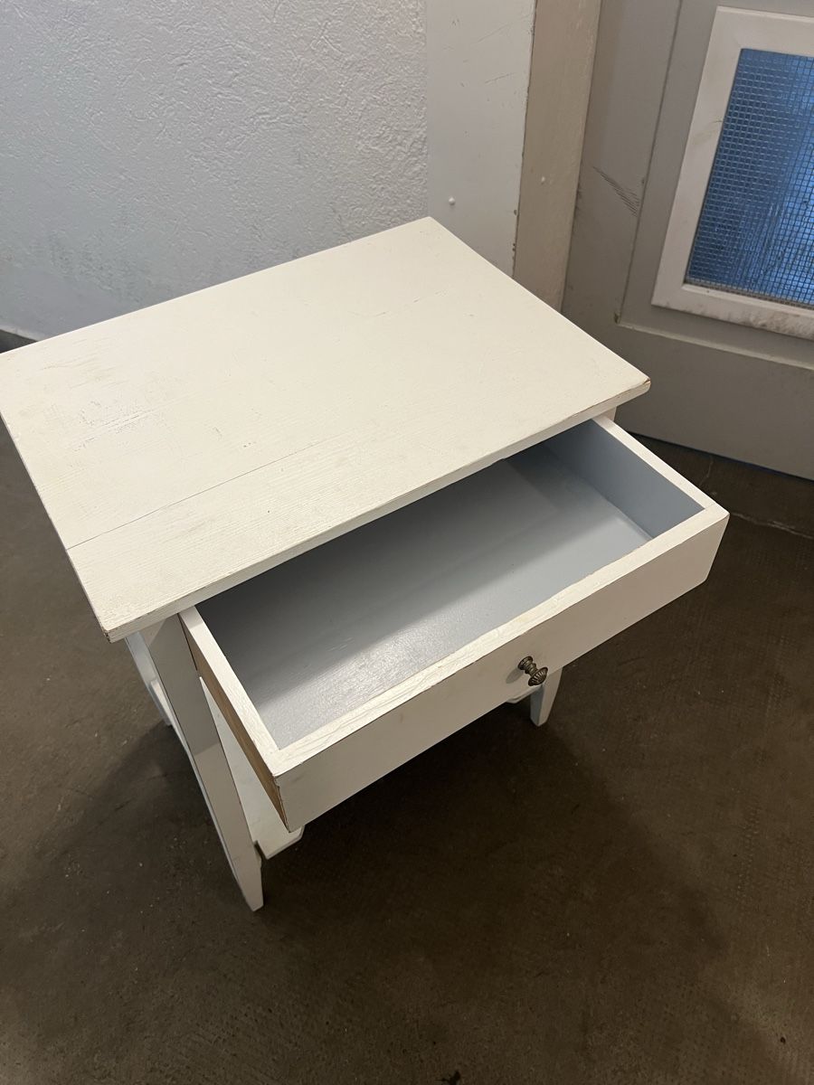 Tavoli: Beistelltisch Shabby Chic – Usato da Basel venduto da kie_syn7 2