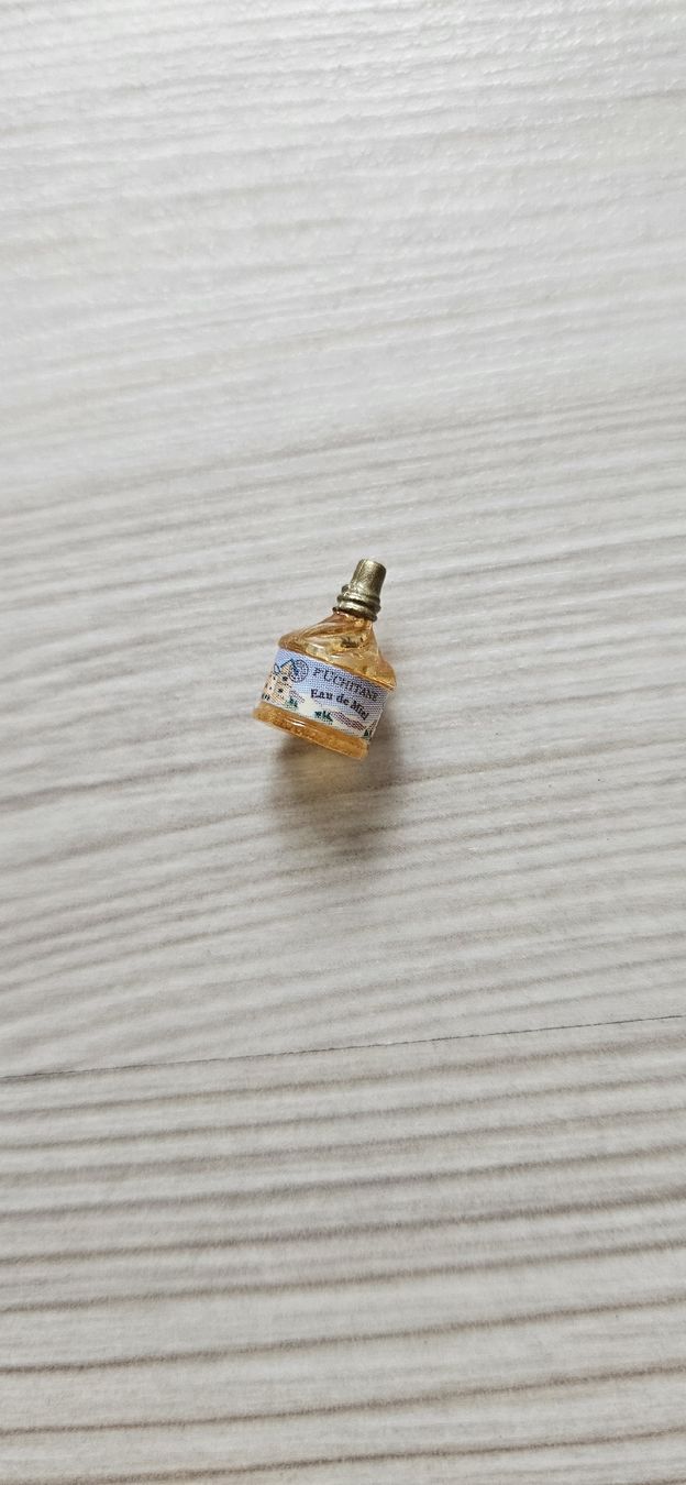 Case e mobili per bambole: miniatur Parfüm – Usato da Dättwil AG venduto da son_x2fq