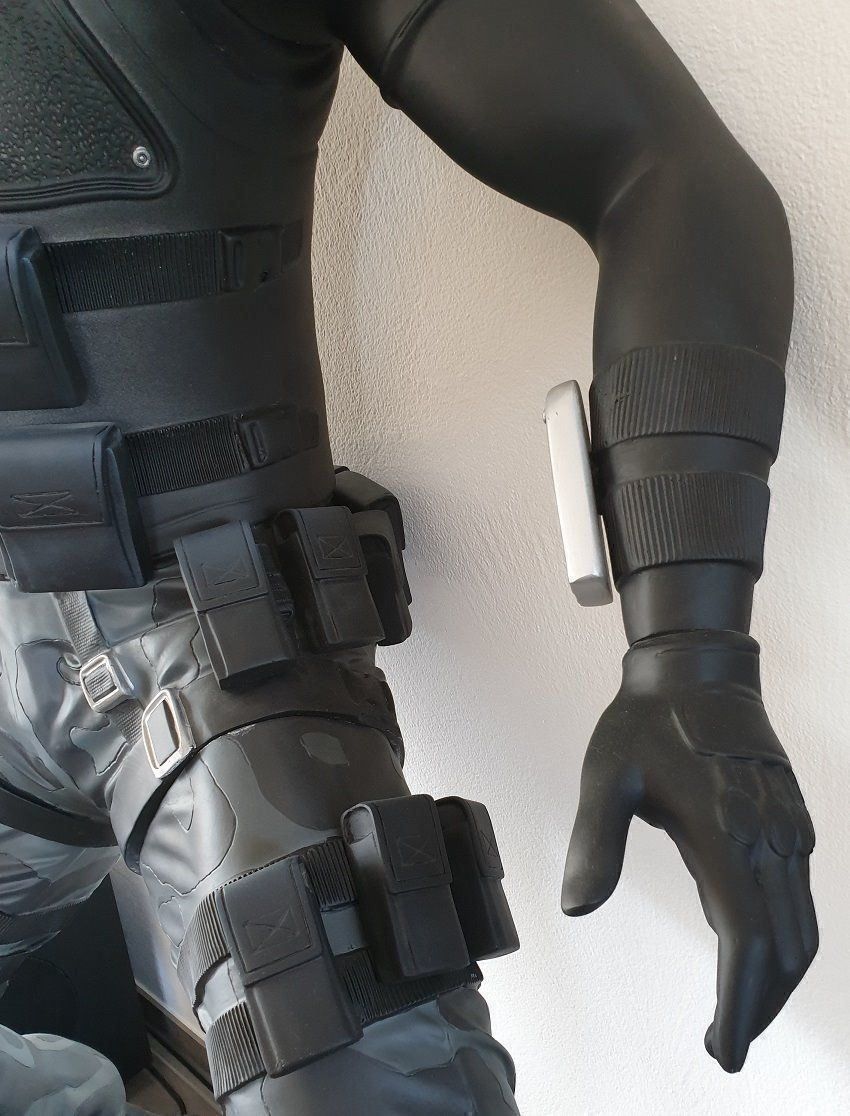 Sculture & Statue: SPLINTER CELL - Sam Fisher Statue (180 cm, lebensgross) – Usato da Wilen b. Wollerau venduto da morethanmusic 3