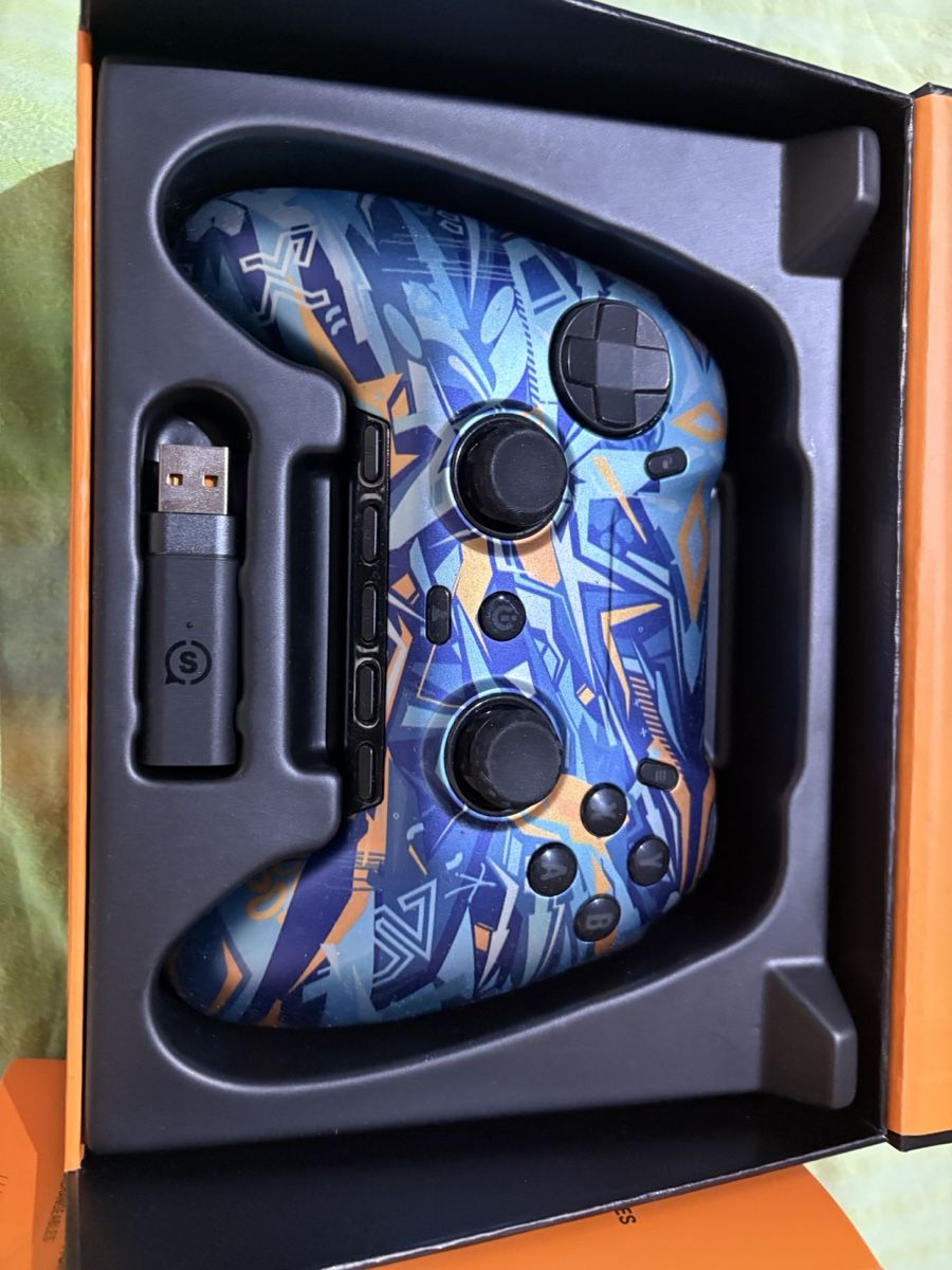 Controller: Neuwertiger Sn30 Pro Controller - Limitierte Edition! – Gebraucht aus Büetigen von Daevu.a